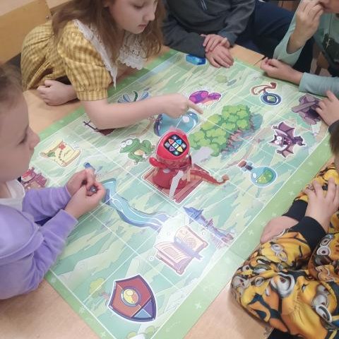 Robot edukacyjny o nazwie Super Doc