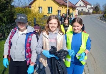 V edycja #SprzątamyDlaPolski 2023 Ogólnopolska akcja sprzątania świata