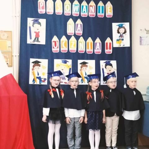 Ślubowanie klas pierwszych.