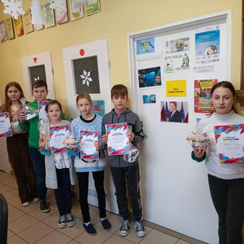 Szkolny konkurs "Śmieszny fotomontaż"